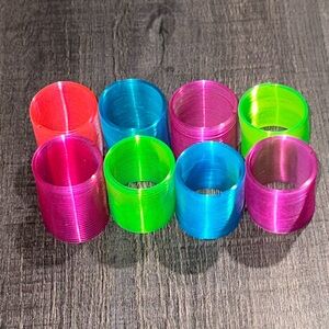 💞 New Set of 8 Colorful Slinky Spring Toy Party Favors